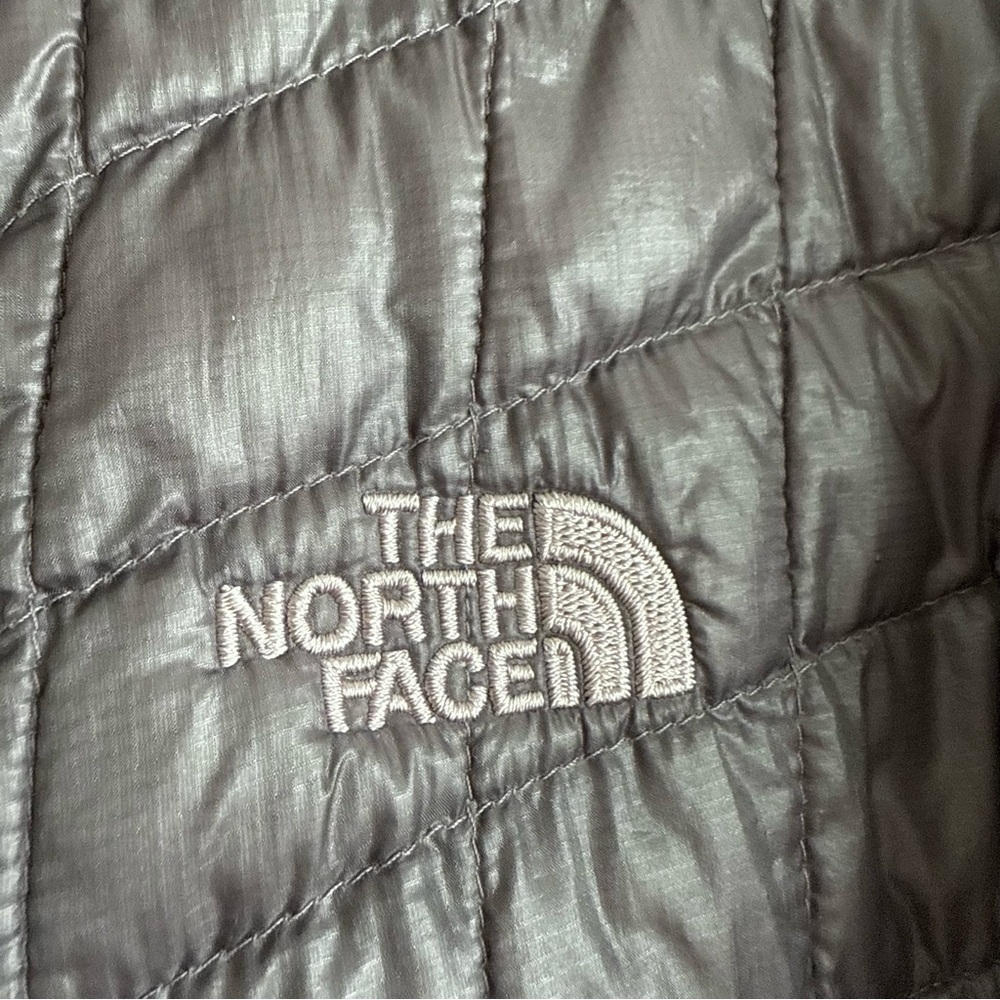 The North Face Thermoball Jacket Nano Puffer Quilted - Picture 6 of 12